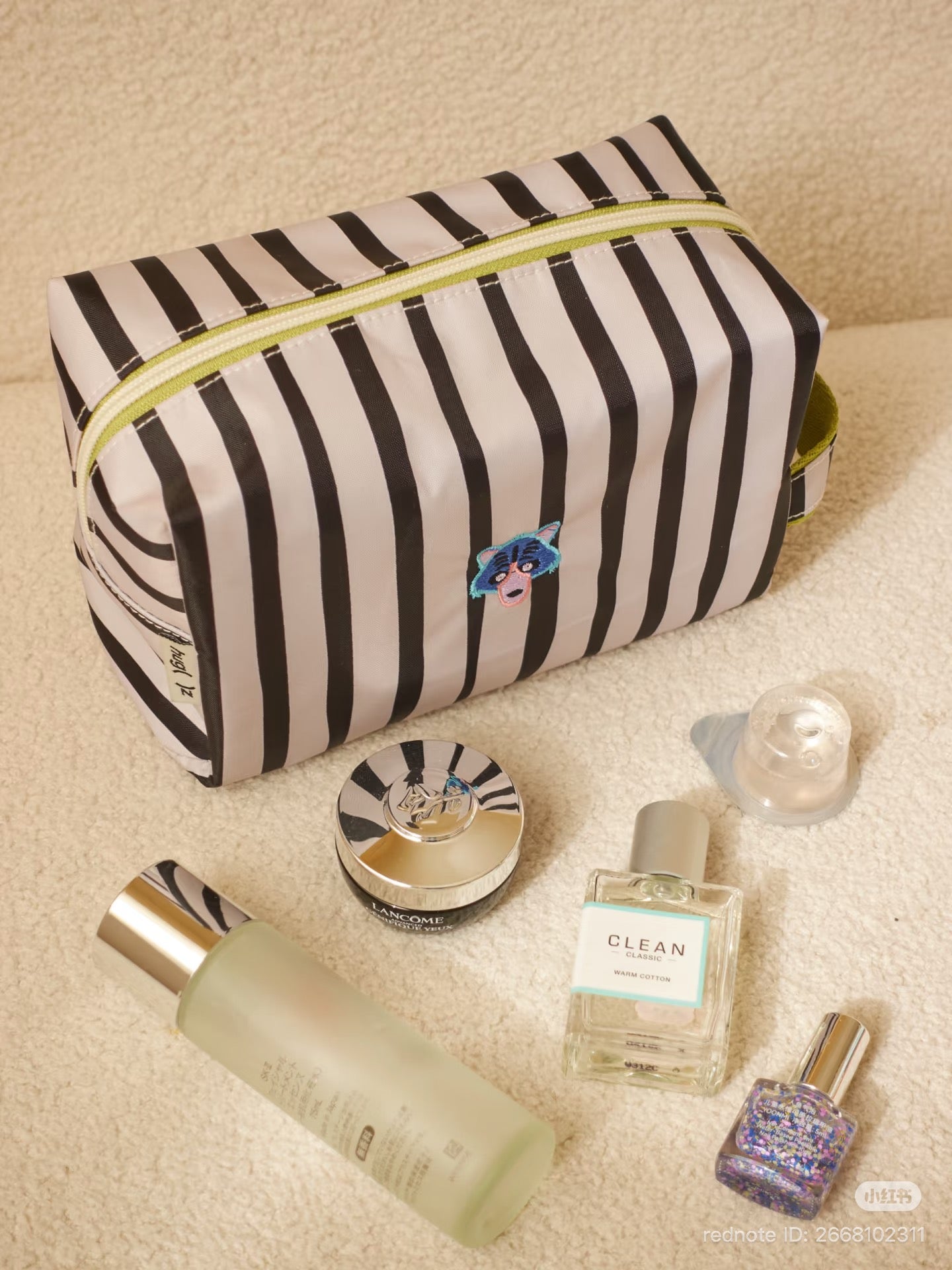 Mistwood Cosmetic Bag