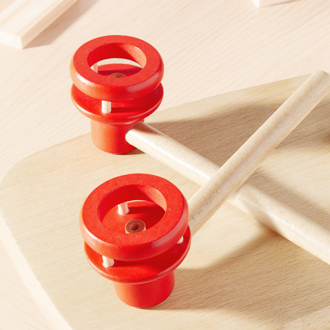 Ore sklandančio kamuoliuko žaidimas.