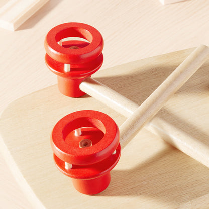 Ore sklandančio kamuoliuko žaidimas.